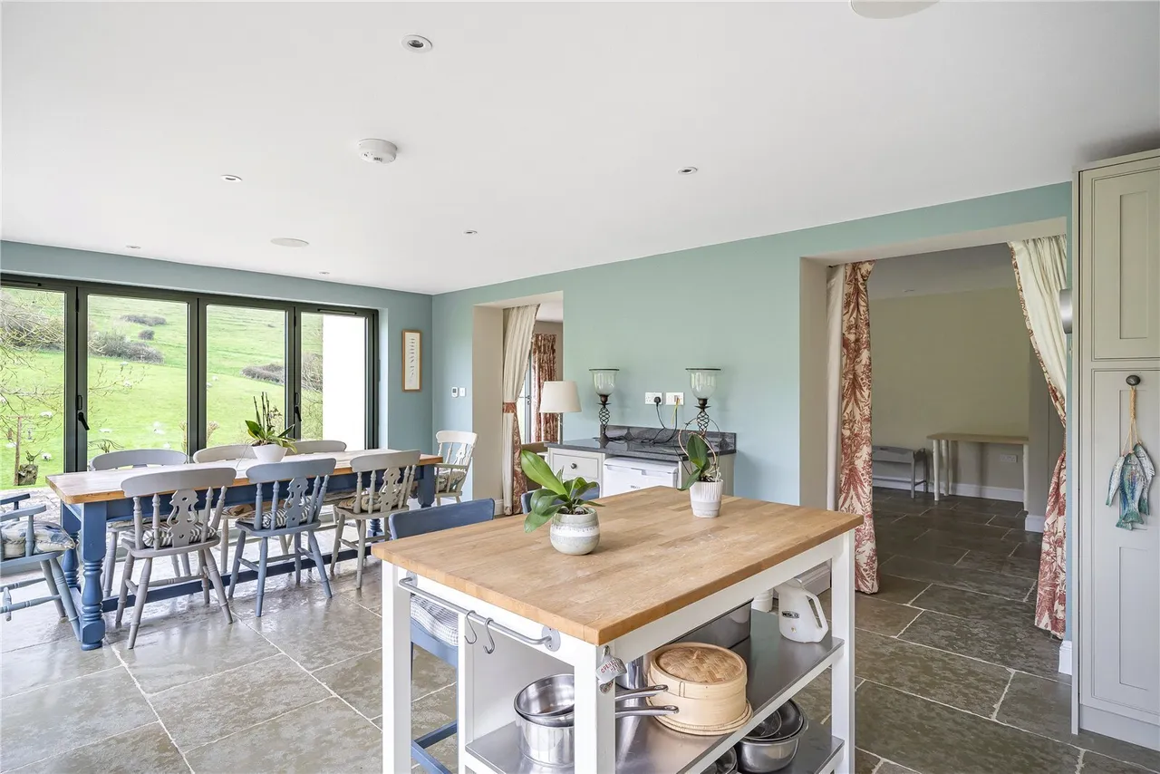 Sydling Road, Cerne Abbas, DT2, photo 17