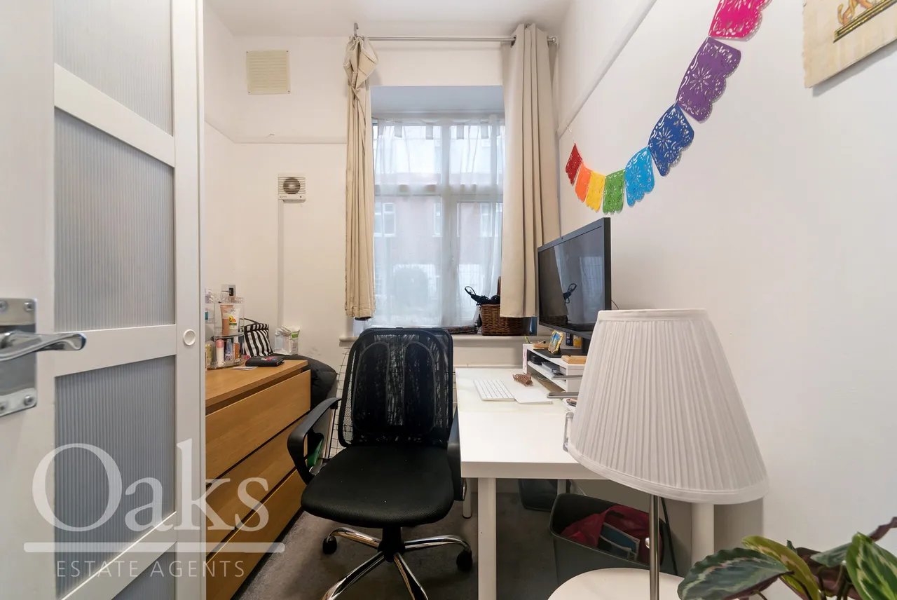 Mitcham Lane, Streatham, SW16, photo 4