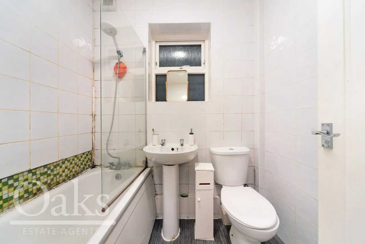 Mitcham Lane, Streatham, SW16, photo 7