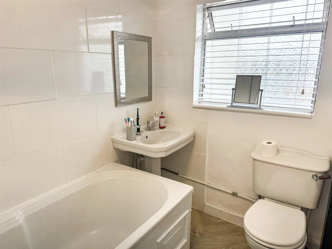 Pavilion Road, Aldershot, Hampshire, GU11 3NX, photo 7