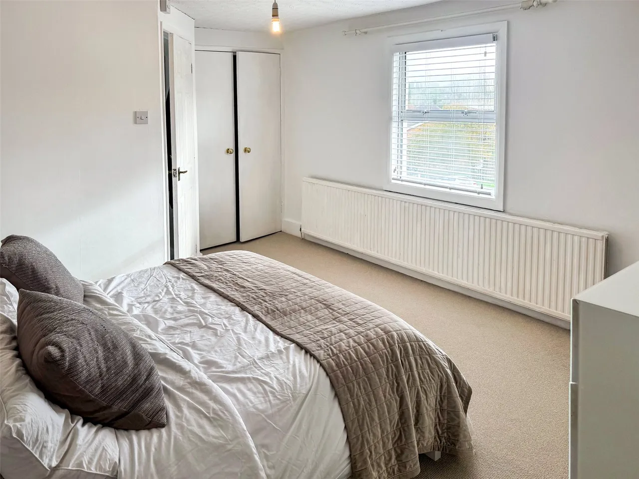Pavilion Road, Aldershot, Hampshire, GU11 3NX, photo 11
