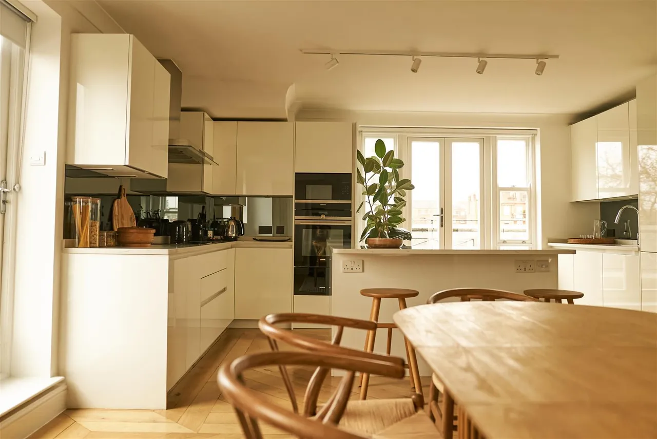 Randolph Avenue, Maida Vale, London, W9 1DW, photo 8