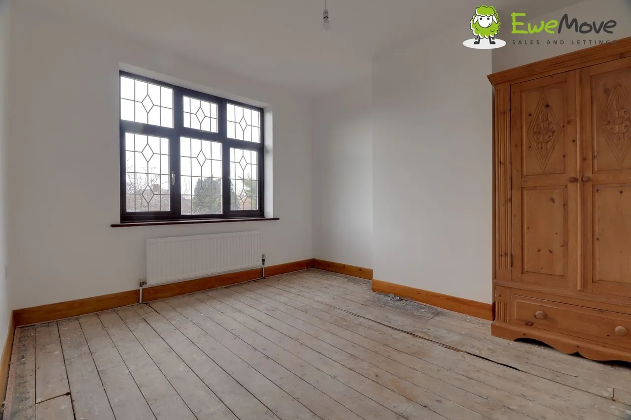 Elmwood Crescent, Luton, LU2, photo 11