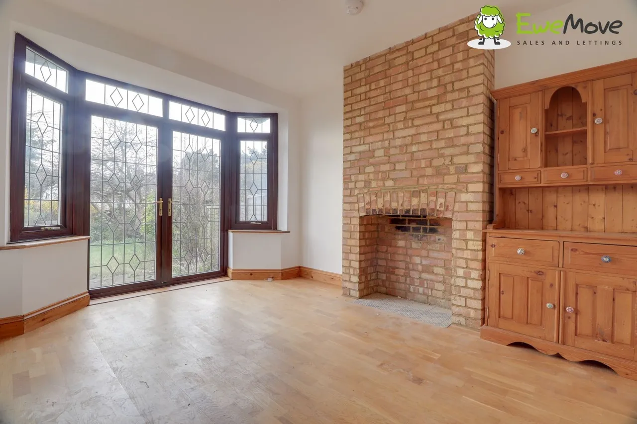 Elmwood Crescent, Luton, LU2, photo 5