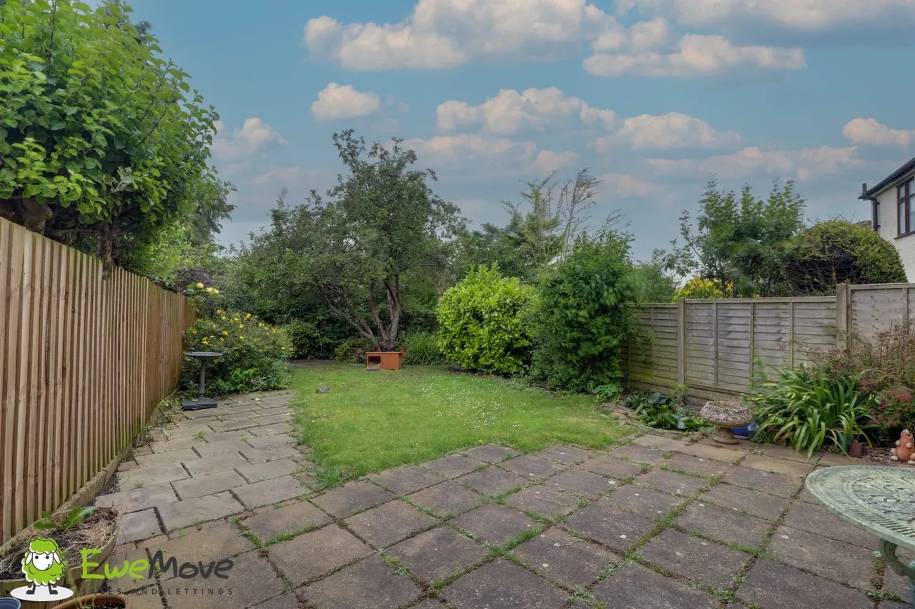 Elmwood Crescent, Luton, LU2, photo 15
