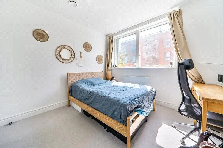 Acton Lane, London, W4, photo 4