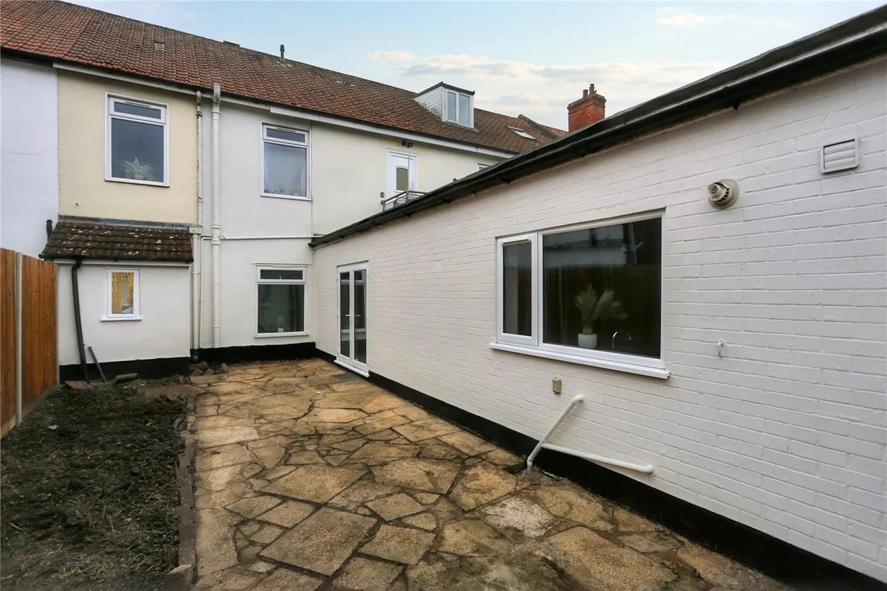 2 bed flat for sale, Connaught Plain, Attleborough, NR17