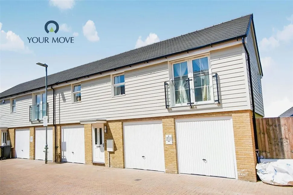 2 bed flat to rent — Peary Mead, Dartford, DA1