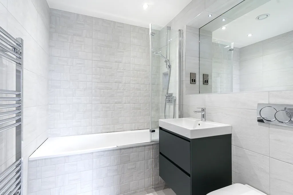 1 Smitham Bottom Lane, Purley CR8 3DE, photo 9
