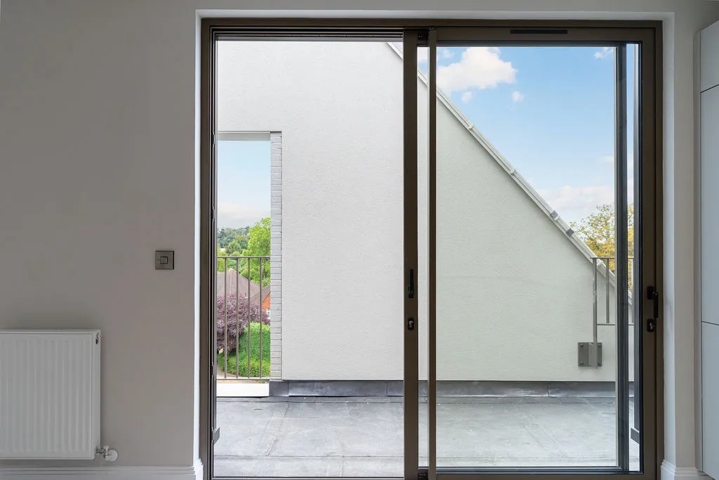 1 Smitham Bottom Lane, Purley CR8 3DE, photo 6