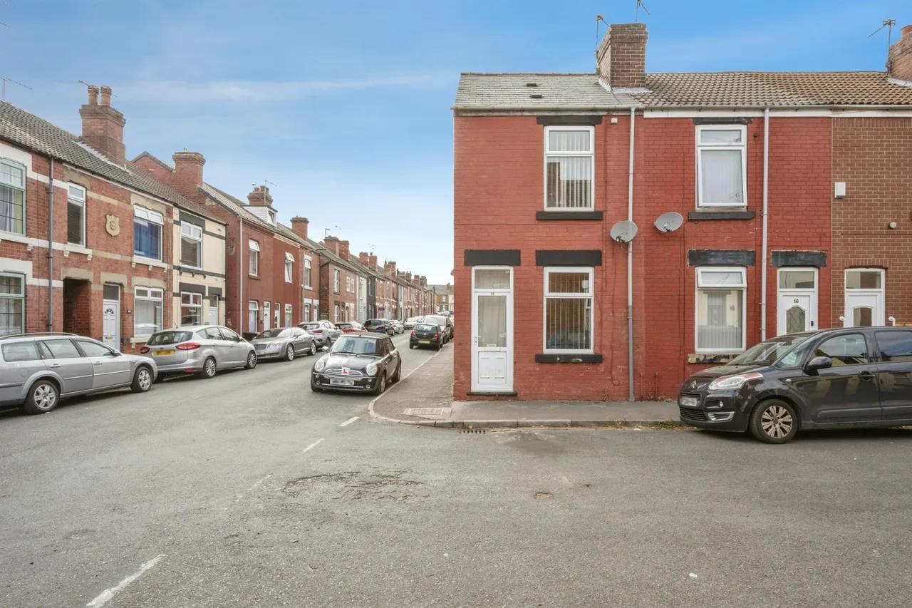 2 bed house for sale — Cowood Street, Mexborough