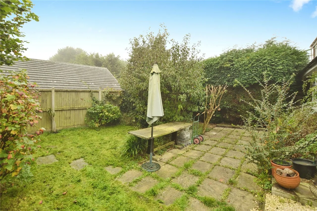 Fern Close, Hawkinge, Folkestone, Kent, CT18, photo 13