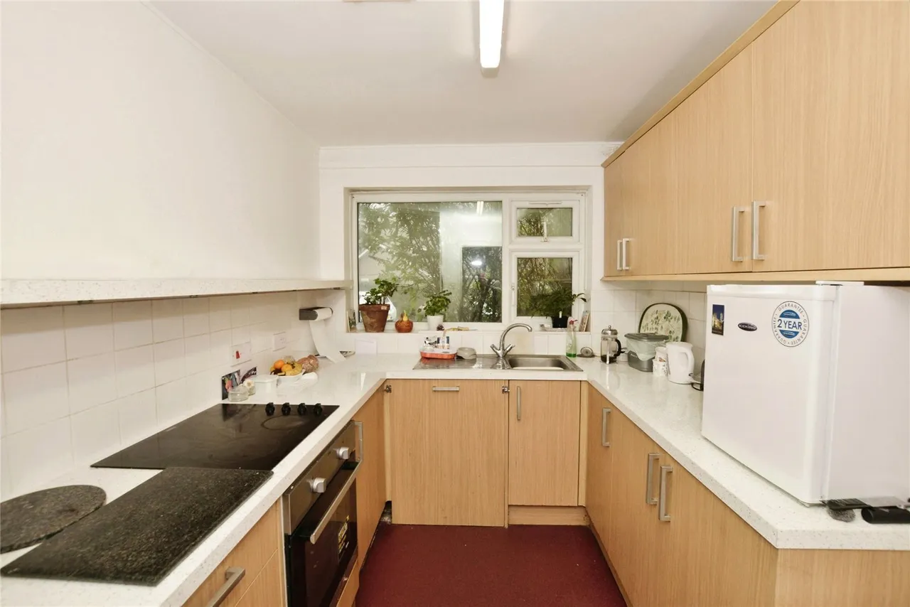 Fern Close, Hawkinge, Folkestone, Kent, CT18, photo 8