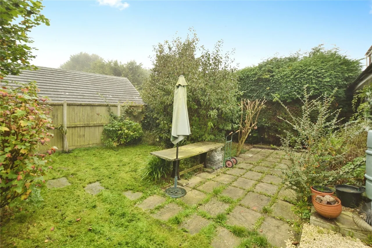 Fern Close, Hawkinge, Folkestone, Kent, CT18, photo 15