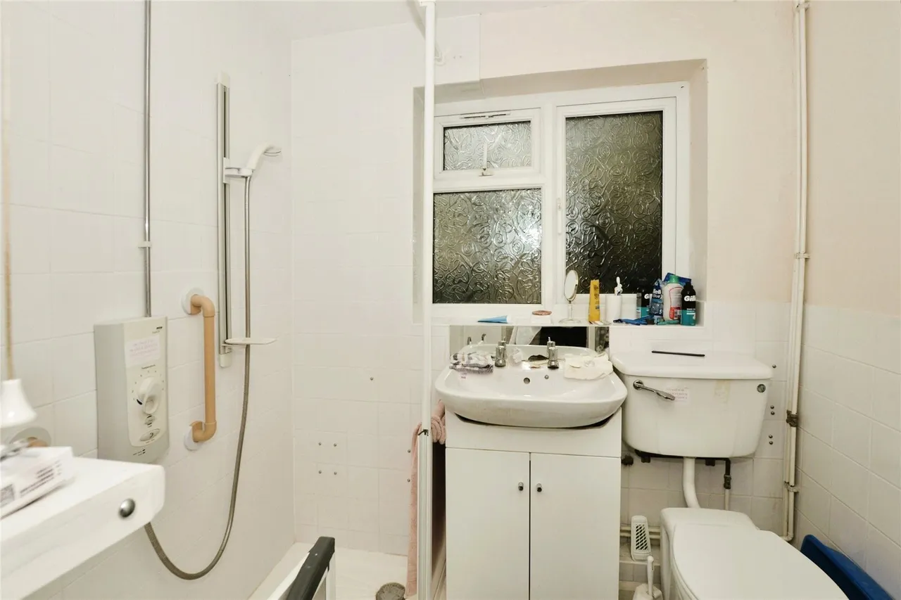Fern Close, Hawkinge, Folkestone, Kent, CT18, photo 10