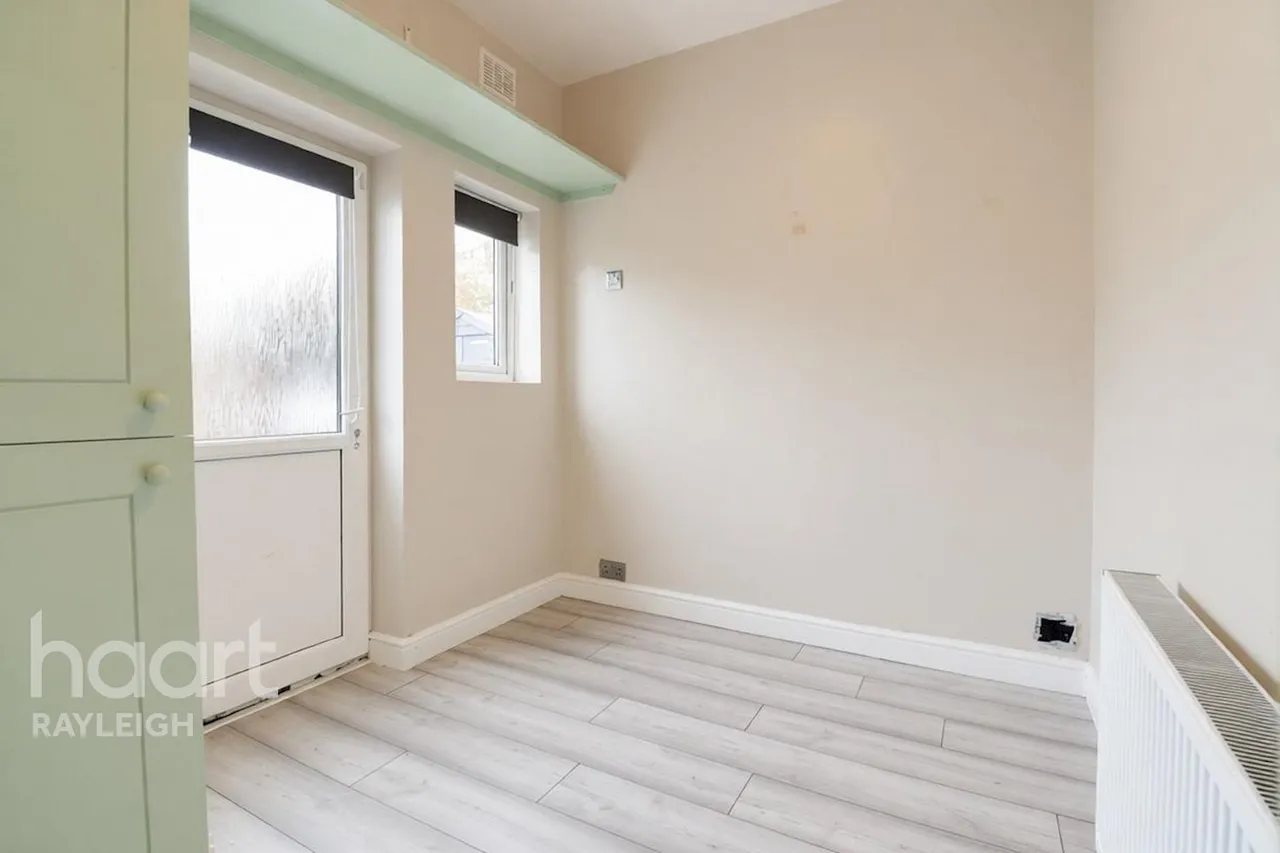 Arterial Road, Leigh-on-Sea, SS9, photo 9