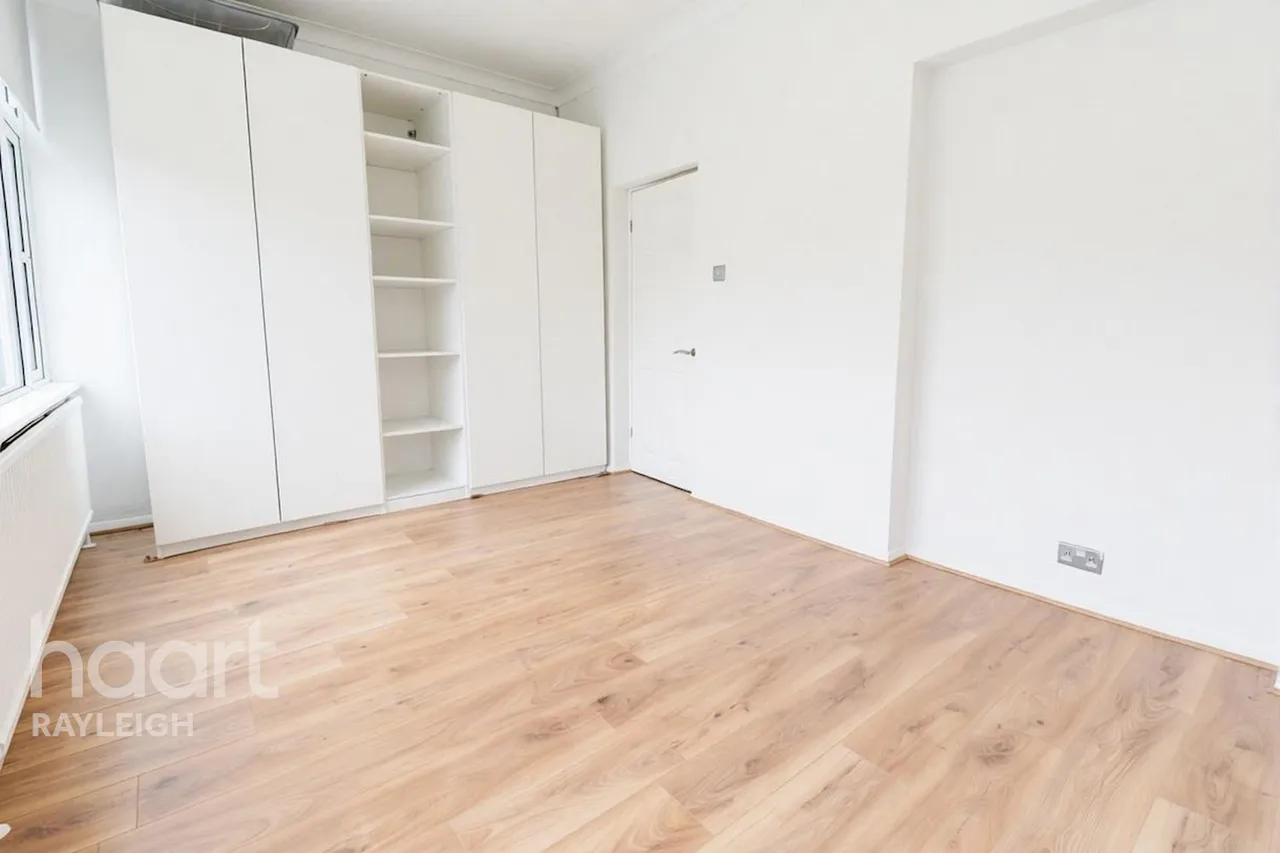 Arterial Road, Leigh-on-Sea, SS9, photo 8