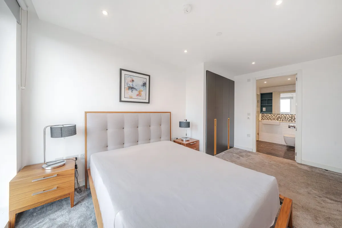 Southwark Bridge Road, London, SE1, photo 8