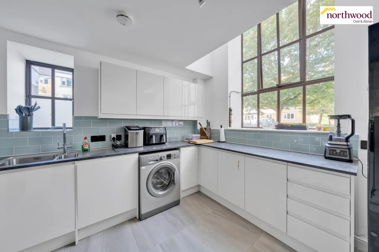 Ovaltine Drive, Kings Langley, WD4, photo 14