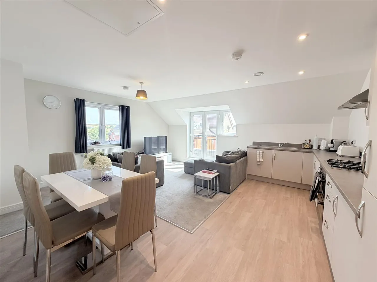 Newlands Place, Seaford, photo 2