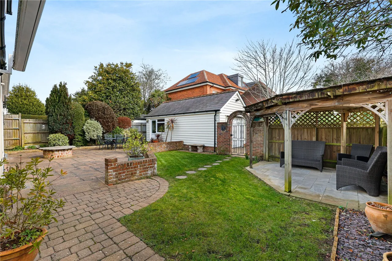 Beach Road, West Mersea, CO5, photo 28