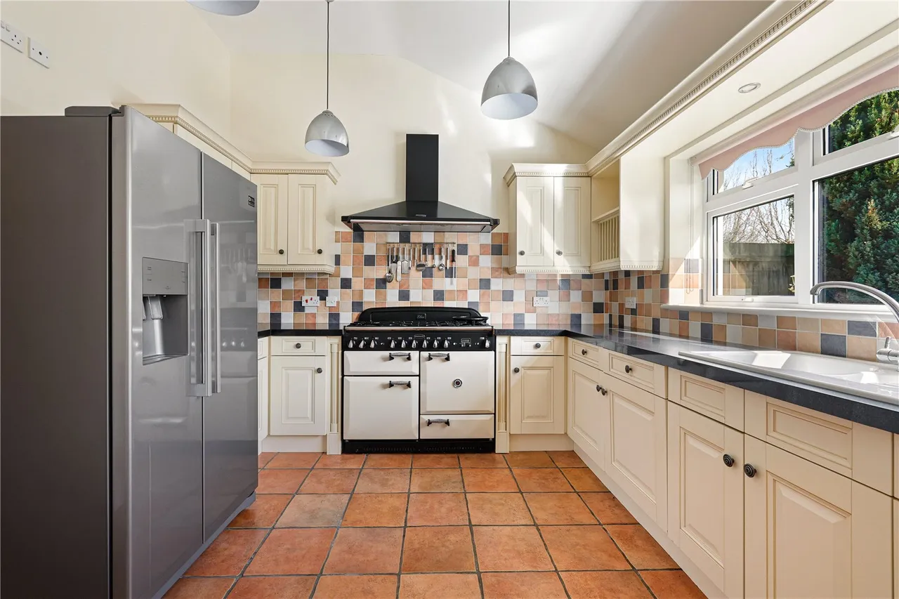 Beach Road, West Mersea, CO5, photo 14