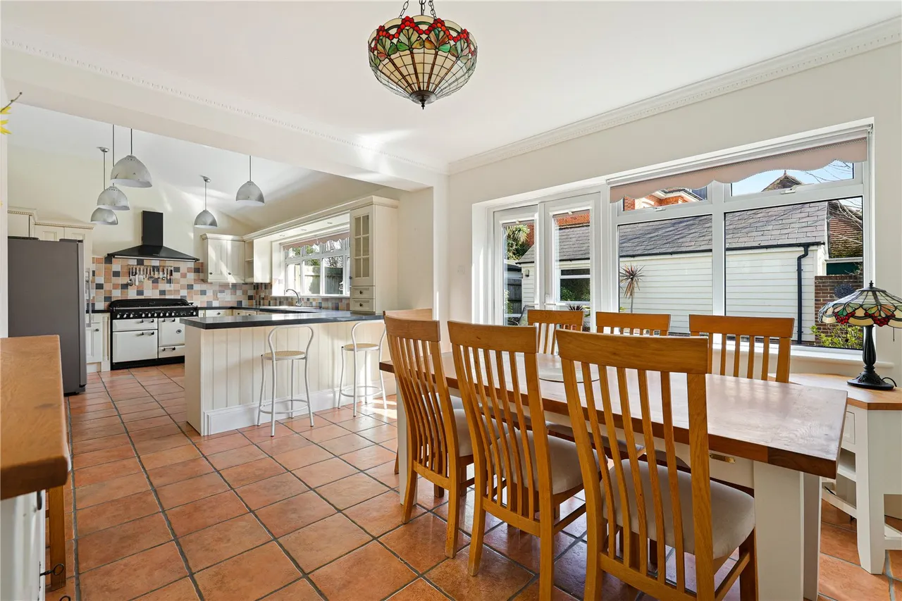 Beach Road, West Mersea, CO5, photo 4