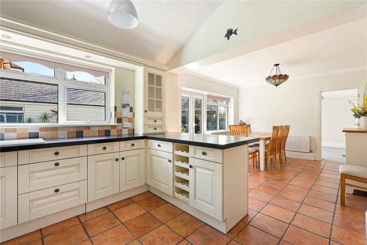 Beach Road, West Mersea, CO5, photo 15