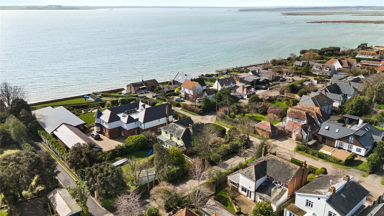 Beach Road, West Mersea, CO5, photo 3
