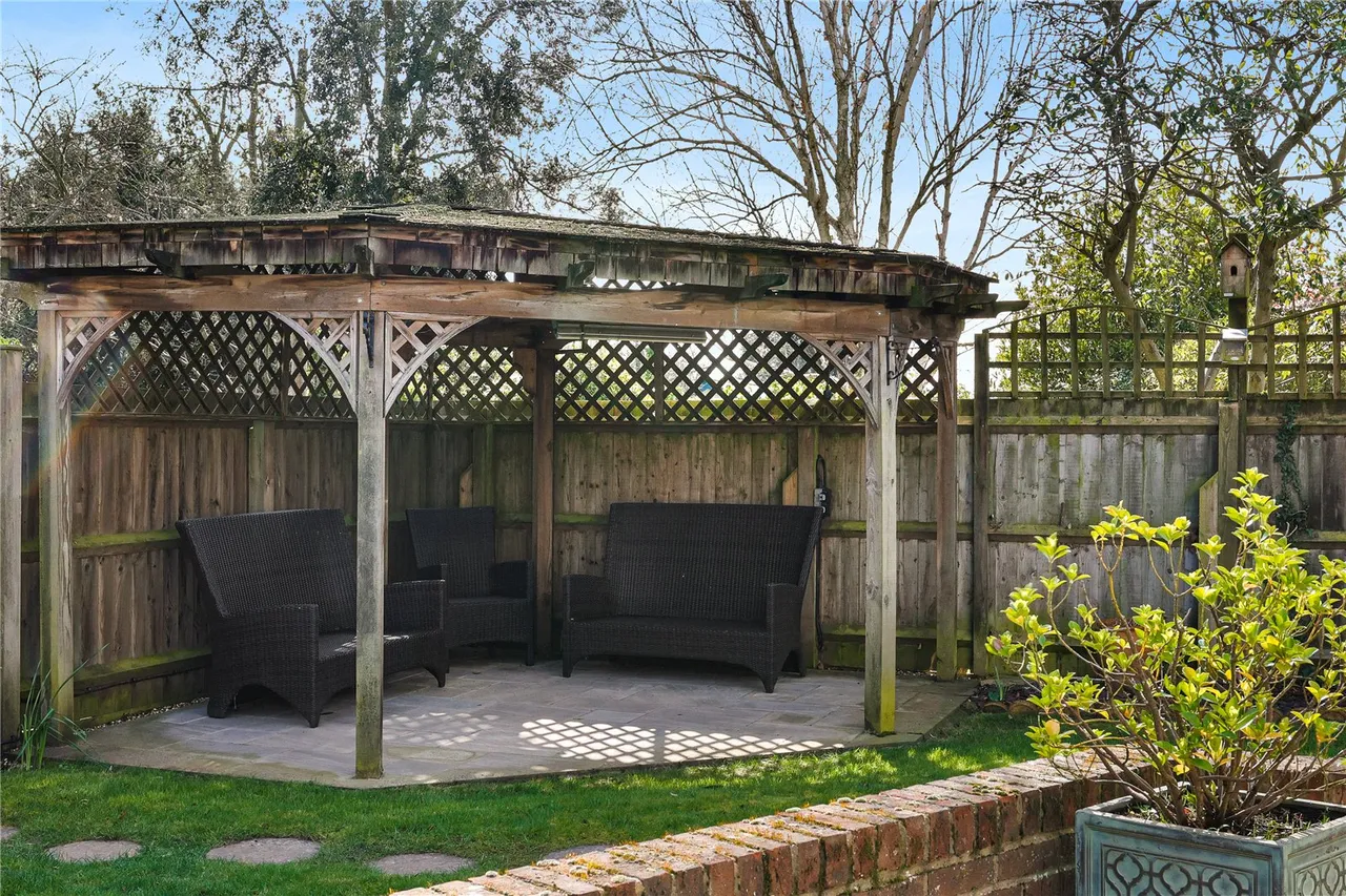 Beach Road, West Mersea, CO5, photo 32