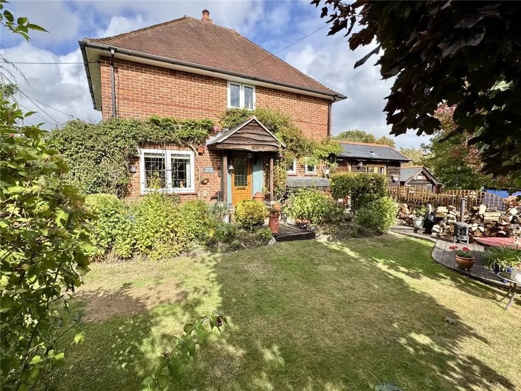 3 bed house for sale, Sway, Lymington