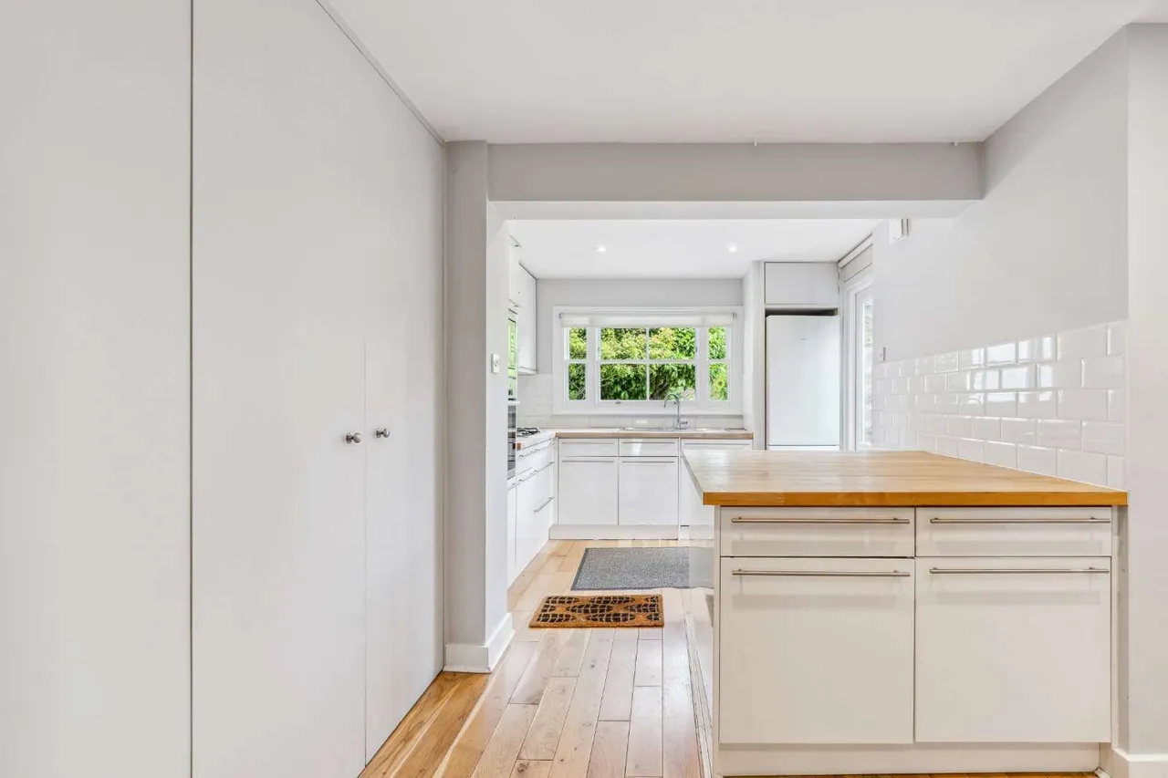 Rosemont Road, Richmond, Surrey, TW10 6QL, photo 6