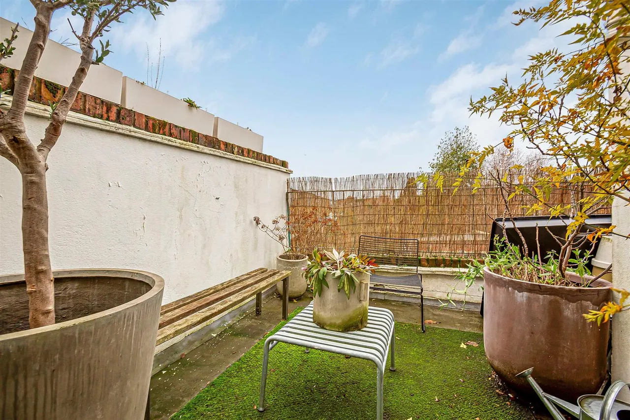 Upper Richmond Road West, East Sheen, SW14, photo 5