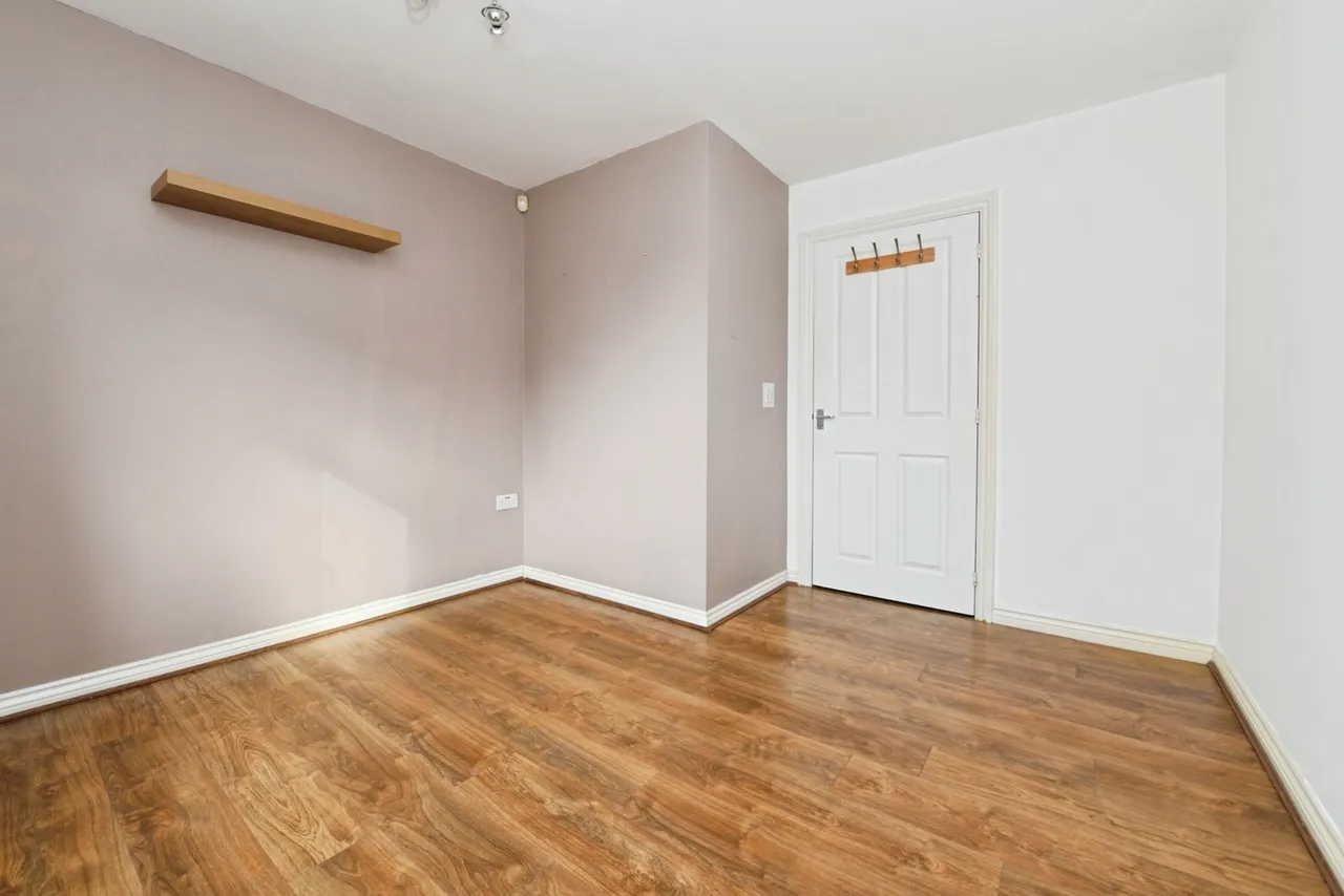 Hobart Close, Chelmsford, Essex, CM1, photo 13