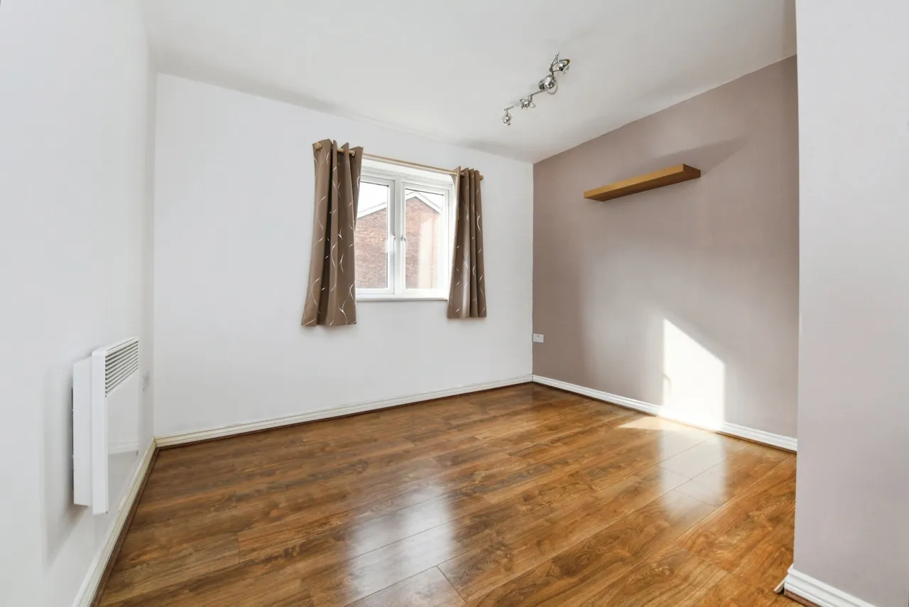 Hobart Close, Chelmsford, Essex, CM1, photo 6