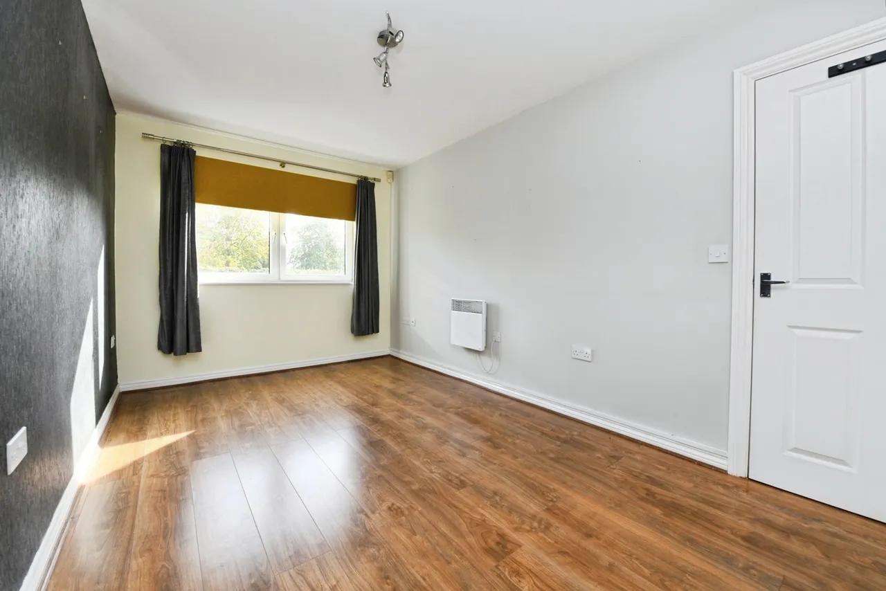 Hobart Close, Chelmsford, Essex, CM1, photo 5