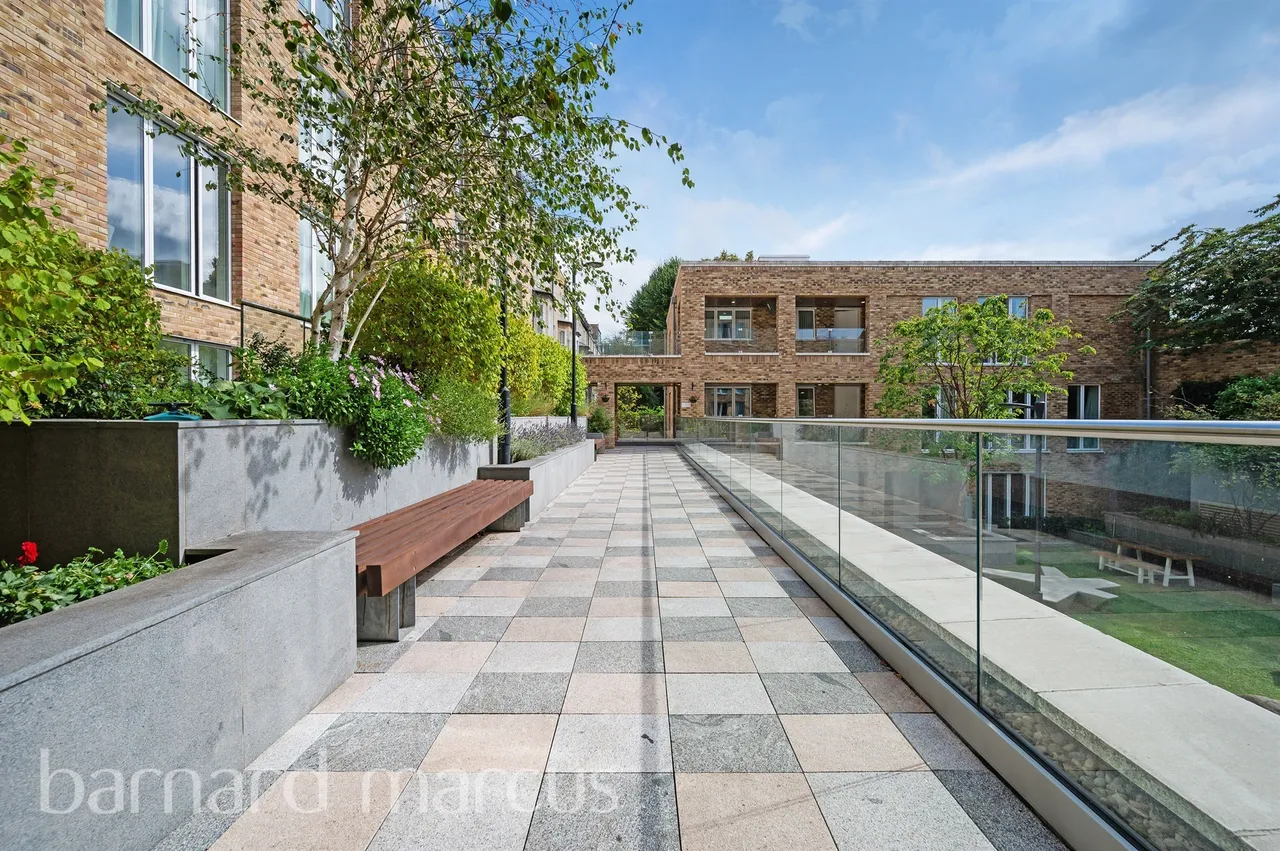 Sinclair Road, London, W14, photo 9