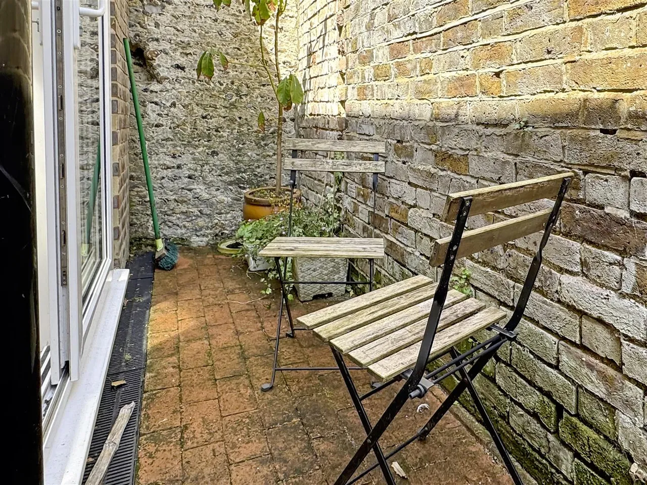 Western Road, Littlehampton, photo 16