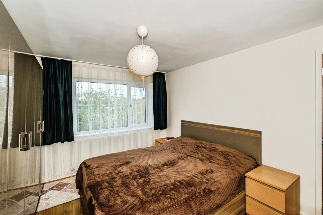 Larkfield Close, Lancing, BN15, photo 14