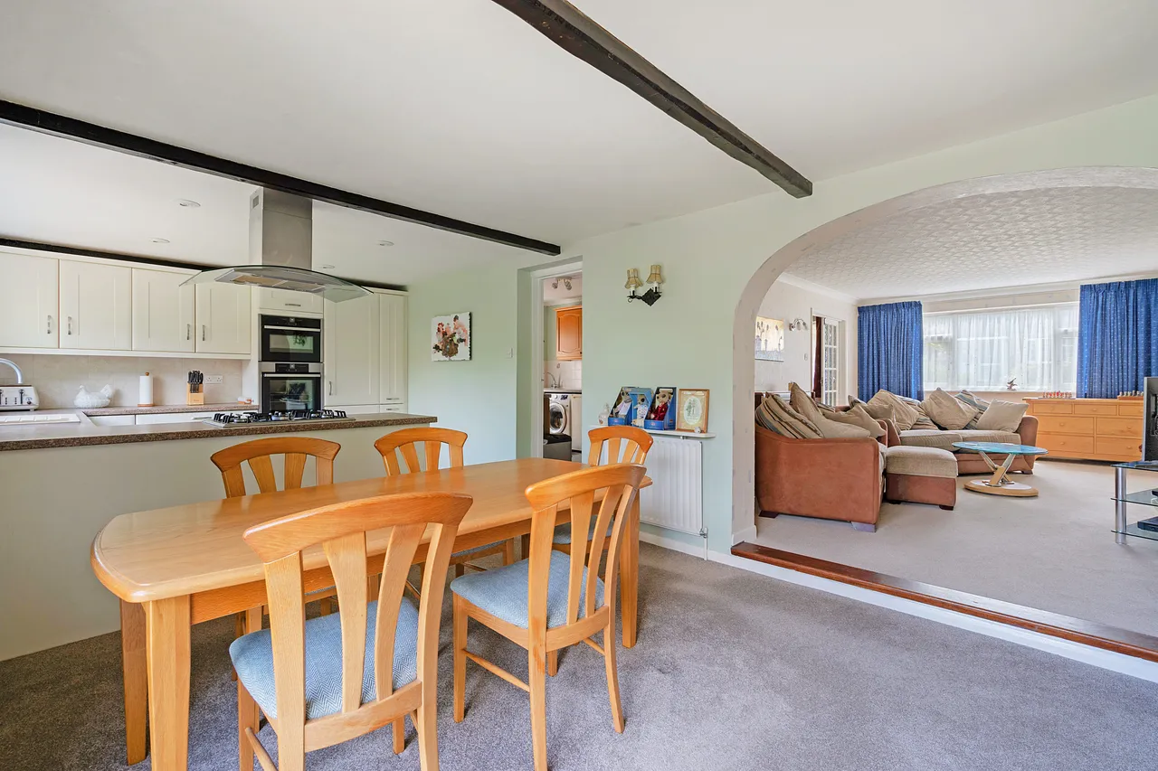 Allen Drive, Walters Ash, HP14, photo 3