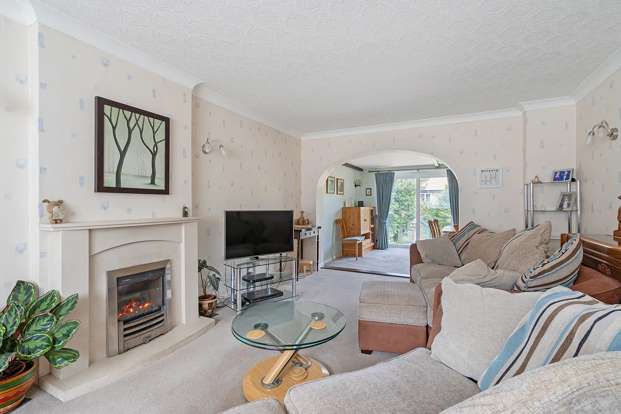 Allen Drive, Walters Ash, HP14, photo 5