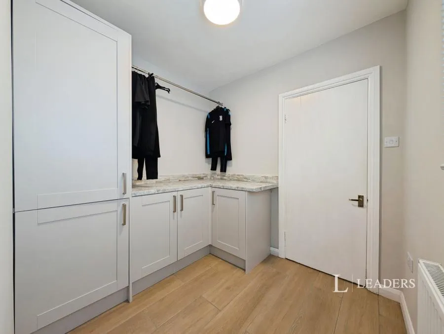 Hewlett Place, Cheltenham, GL52, photo 9