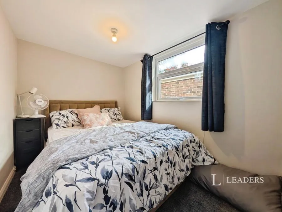 Hewlett Place, Cheltenham, GL52, photo 6