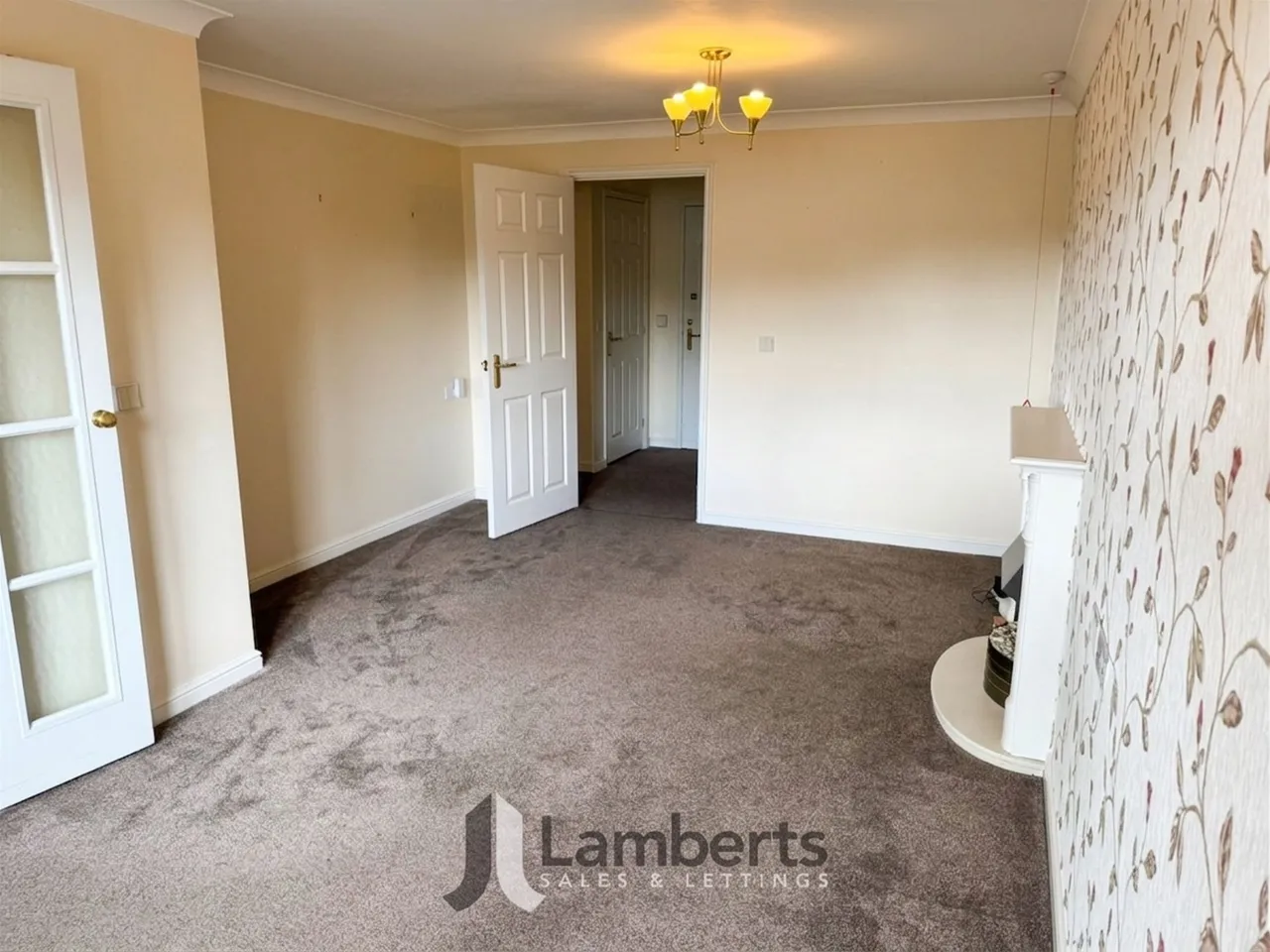 31 Pardoe Court New Road, Studley, photo 5