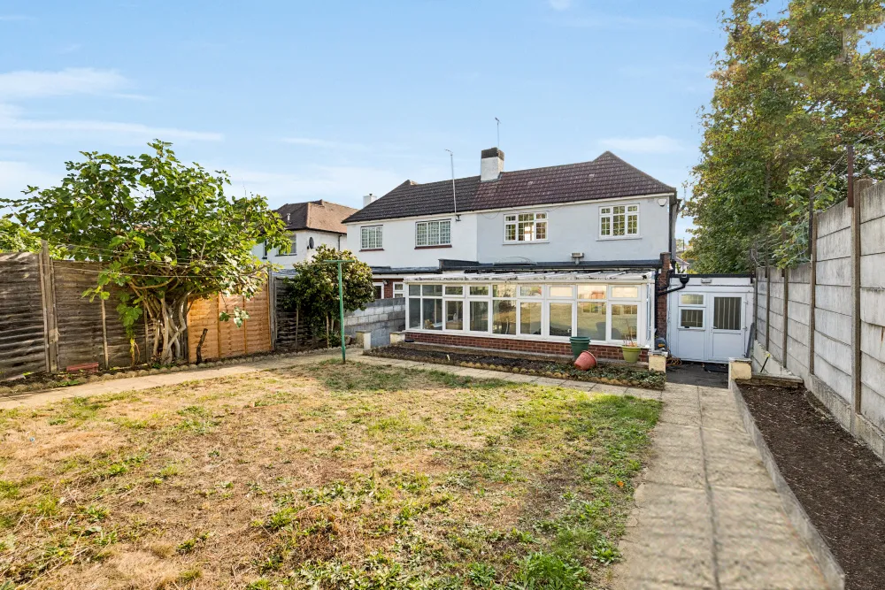 Birchen Grove, Kingsbury, NW9, photo 14