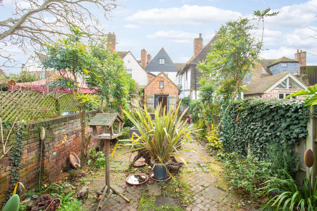 West Street, Faversham, ME13, photo 35