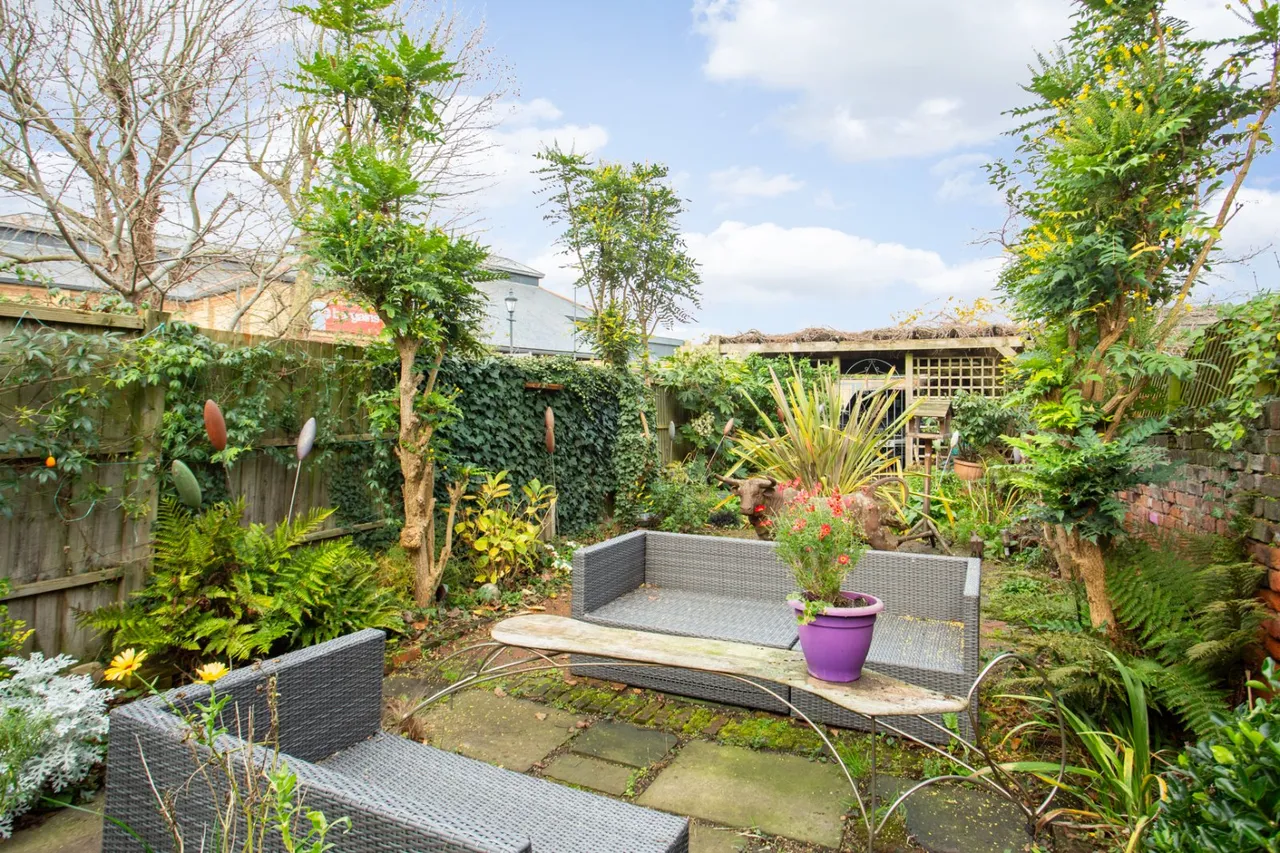 West Street, Faversham, ME13, photo 36