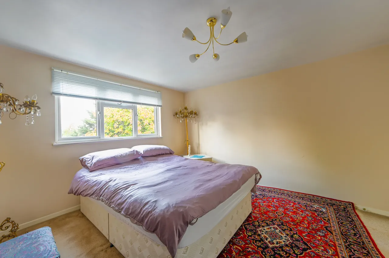 13 Mount Drive, Wembley, photo 5