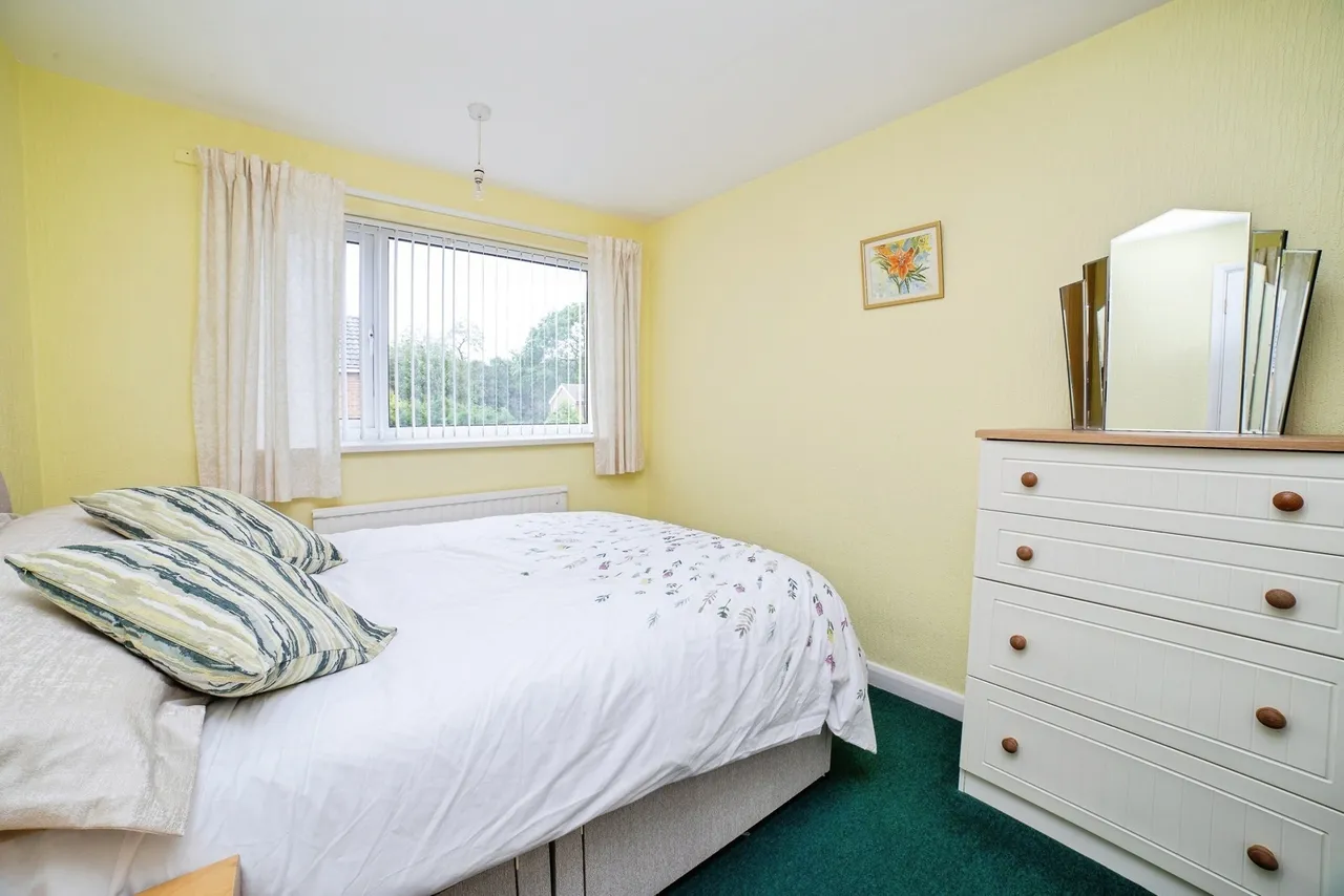 Birchwood Drive, Sutton-in-Ashfield, NG17, photo 11