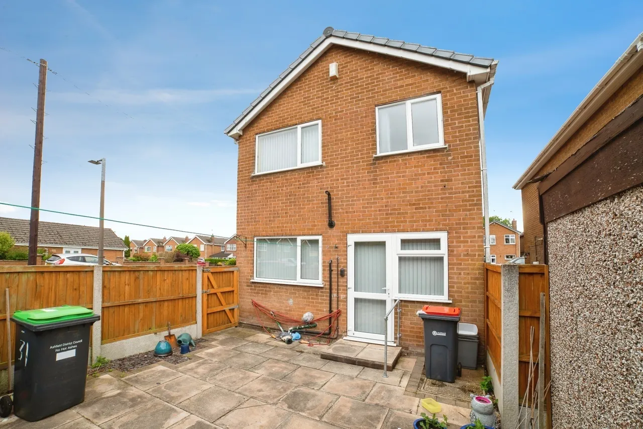 Birchwood Drive, Sutton-in-Ashfield, NG17, photo 17